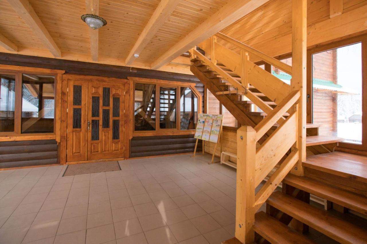 Yuraya Hotel Vorokhta Exterior foto