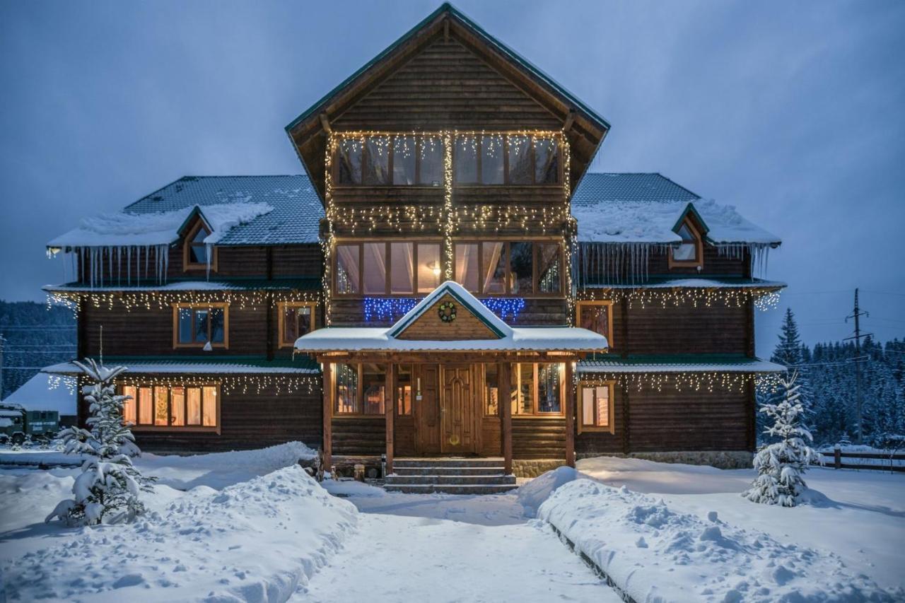Yuraya Hotel Vorokhta Exterior foto